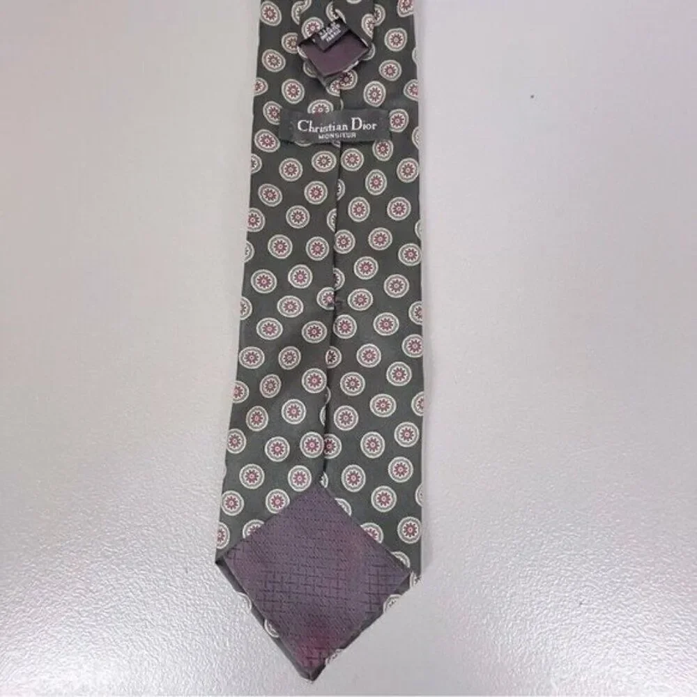 CHRISTIAN DIOR MENS SILK TIE BLACK WITH DESIGN